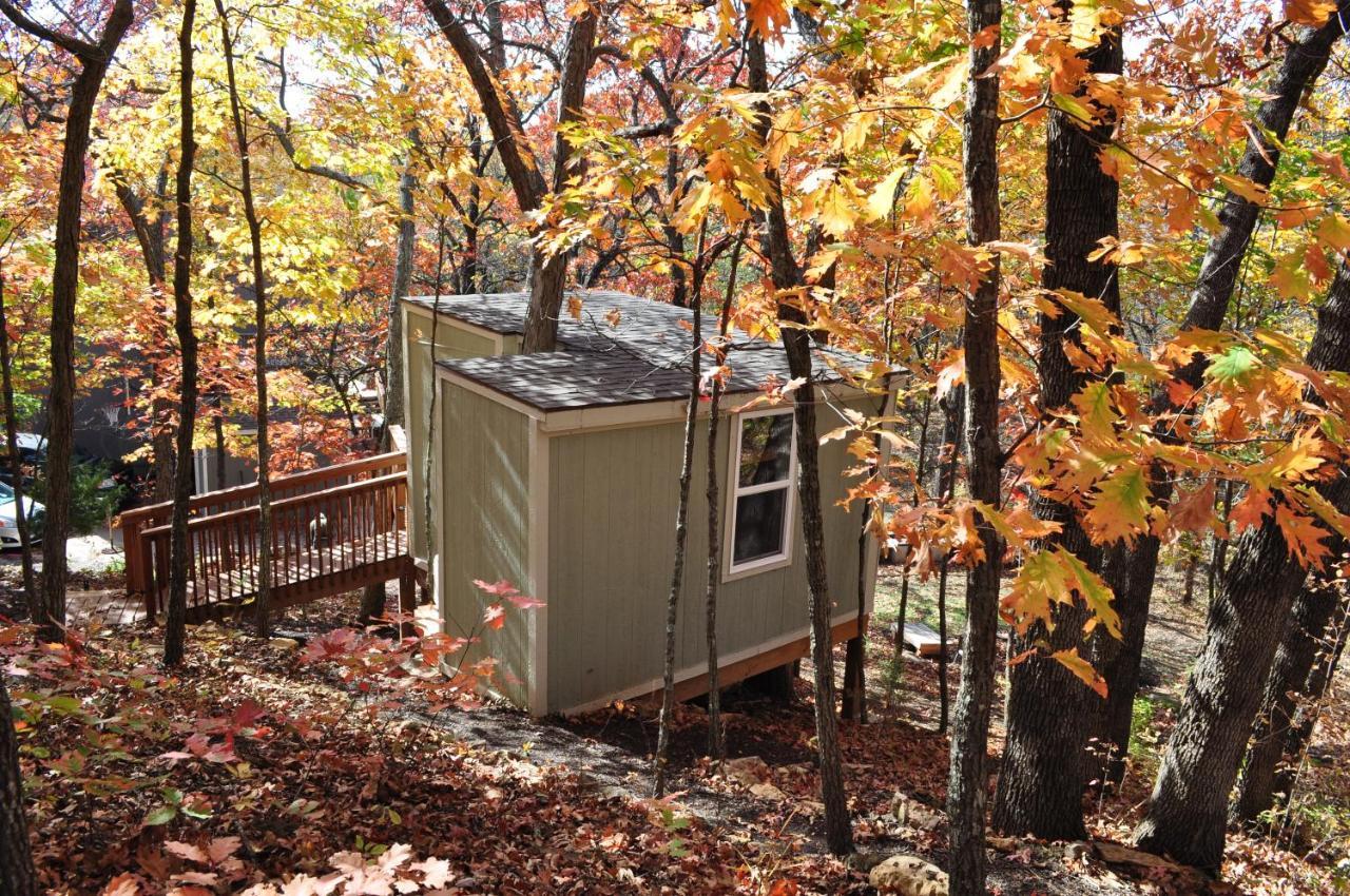 Seven Oaks - Treehouse With Deck Villa Lenexa Exterior foto