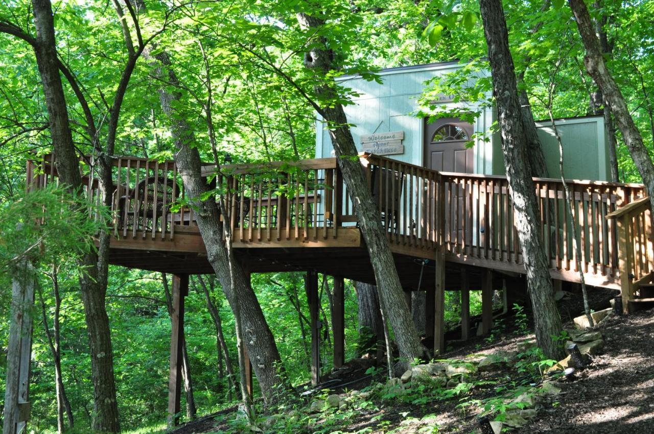 Seven Oaks - Treehouse With Deck Villa Lenexa Exterior foto